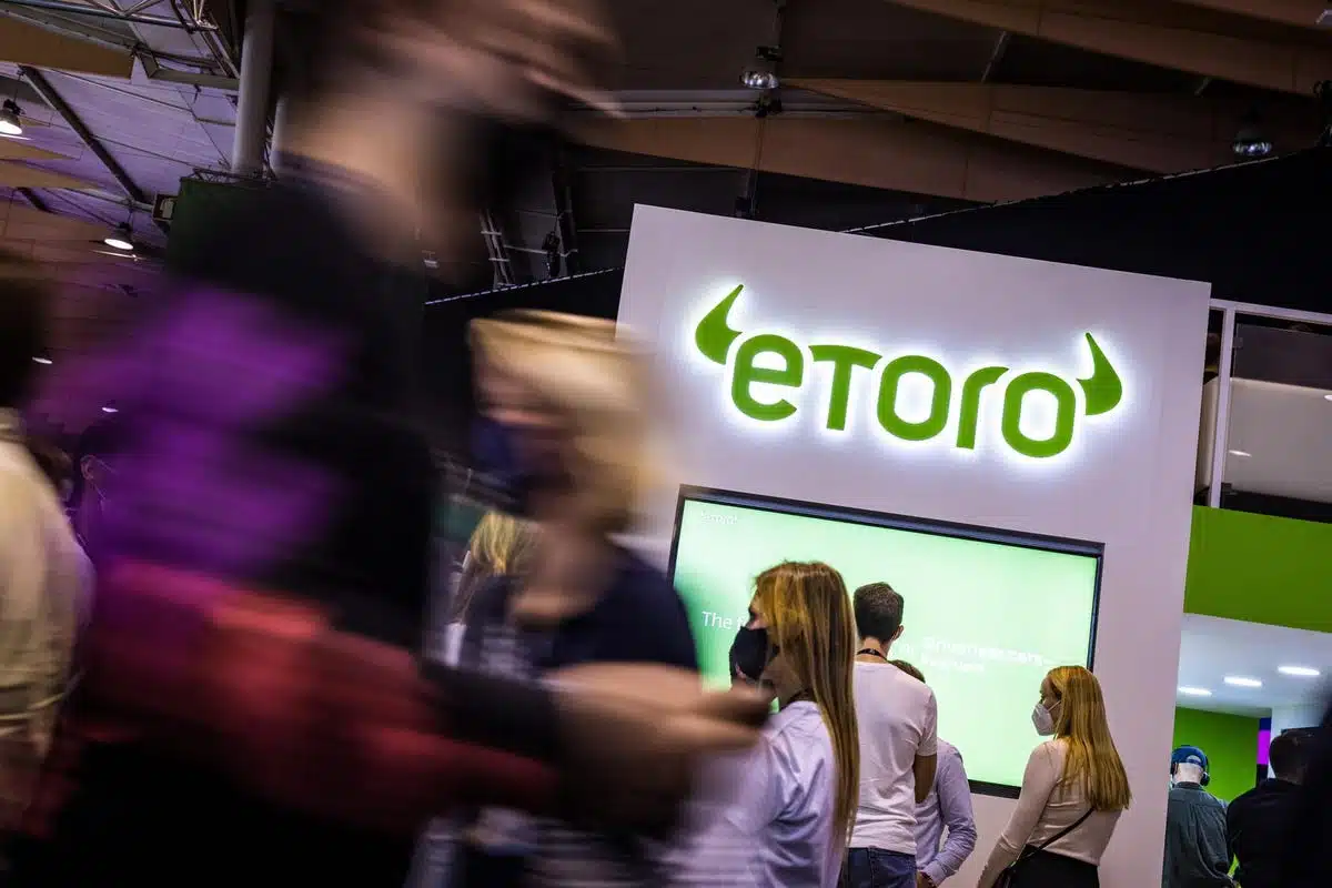 eToro 