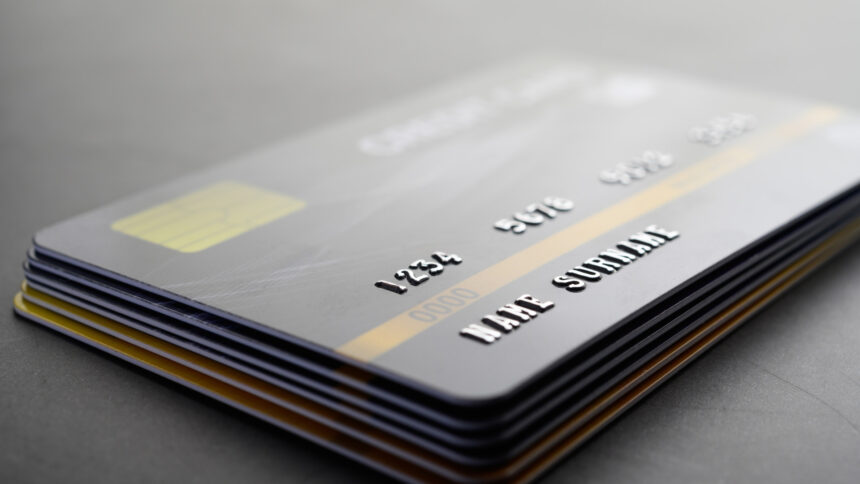 Frais bancaires 2026 : la gratuité réelle des cartes bancaires face à la hausse attendue des tarifs