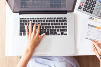 Réforme de la facturation électronique 2026 : Le guide pratique pour les professionnels en Gironde, Charente et Dordogne